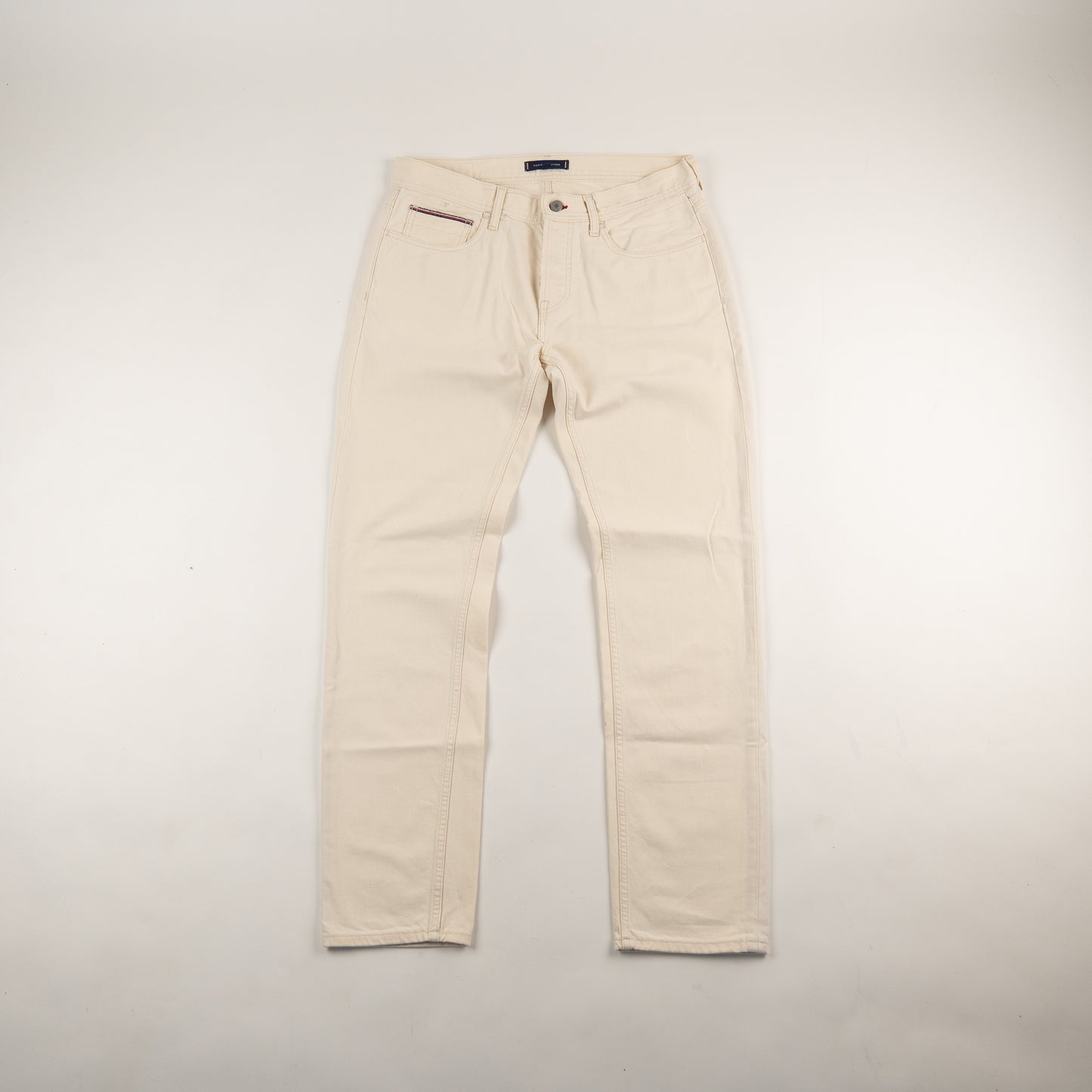 Tommy Hilfiger Jeans // W33 L32