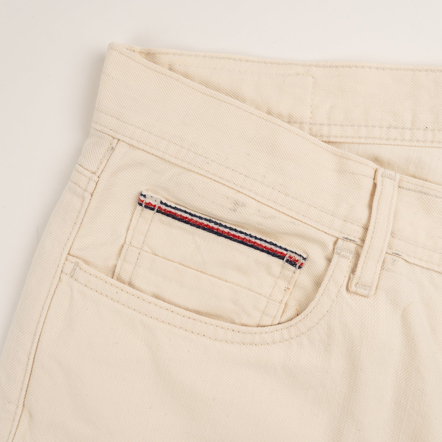 Tommy Hilfiger Jeans // W33 L32