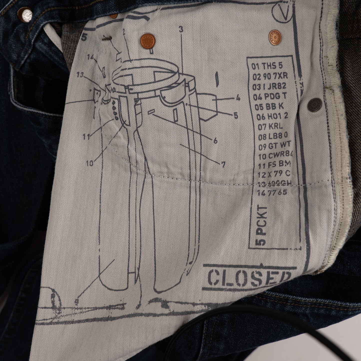 Closed Jeans // W34 L34