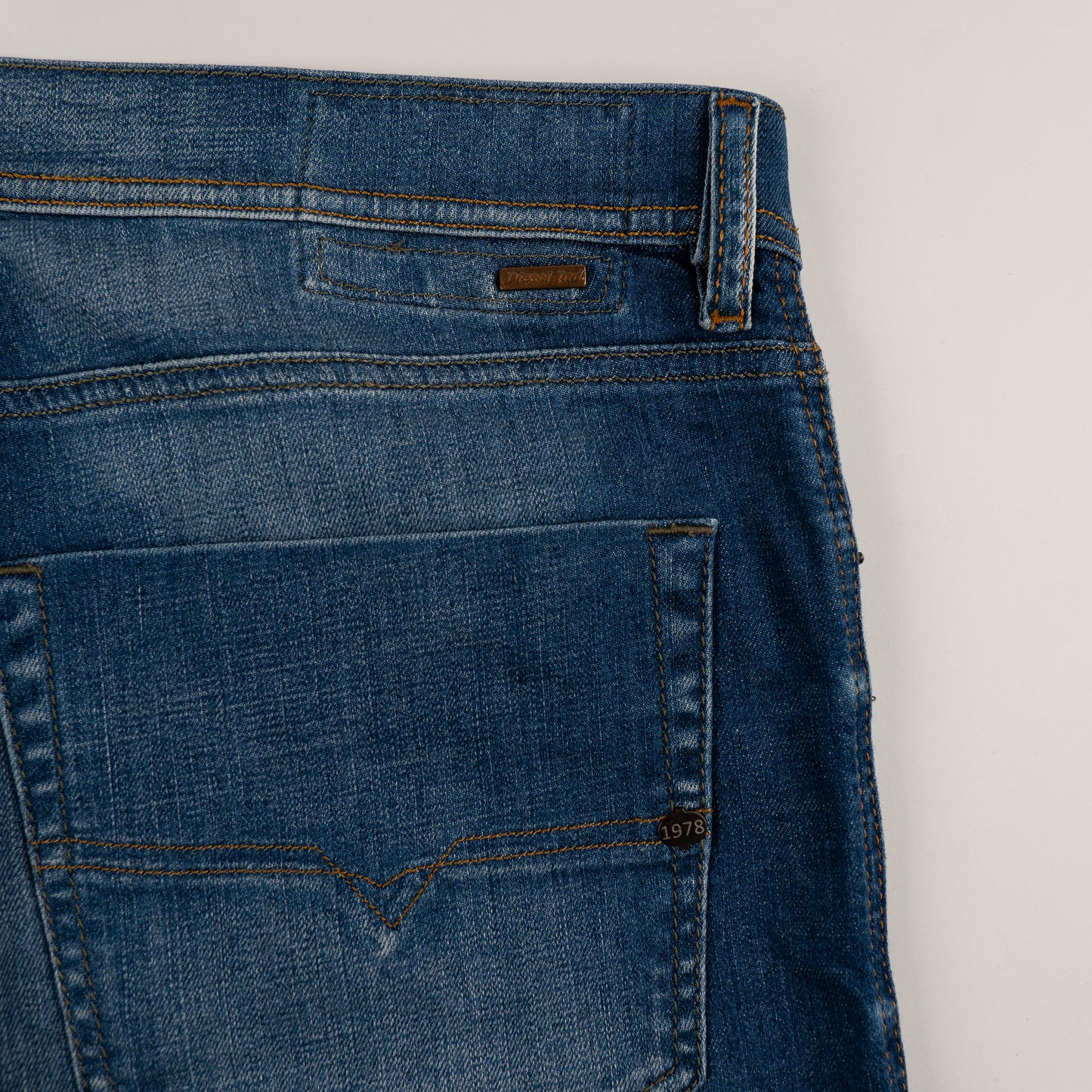 Diesel Jeans // W36 L32