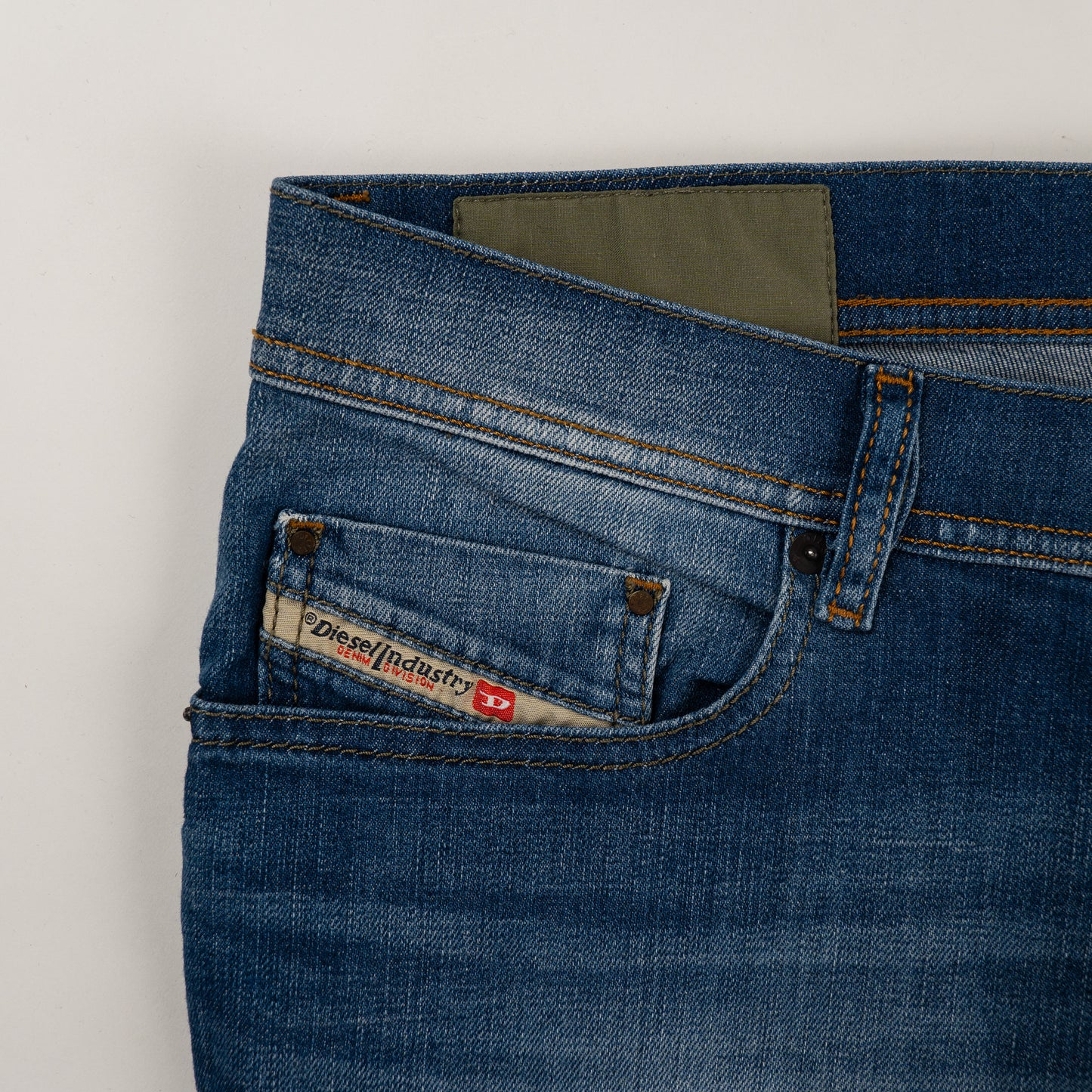 Diesel Jeans // W36 L32