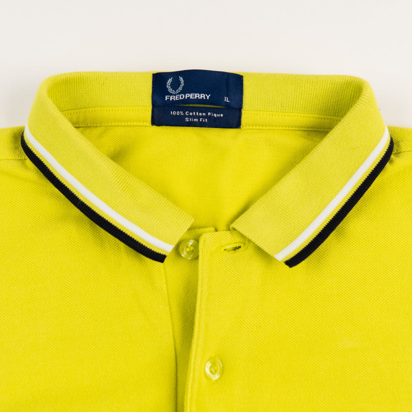 Fred Perry Poloshirt // XL