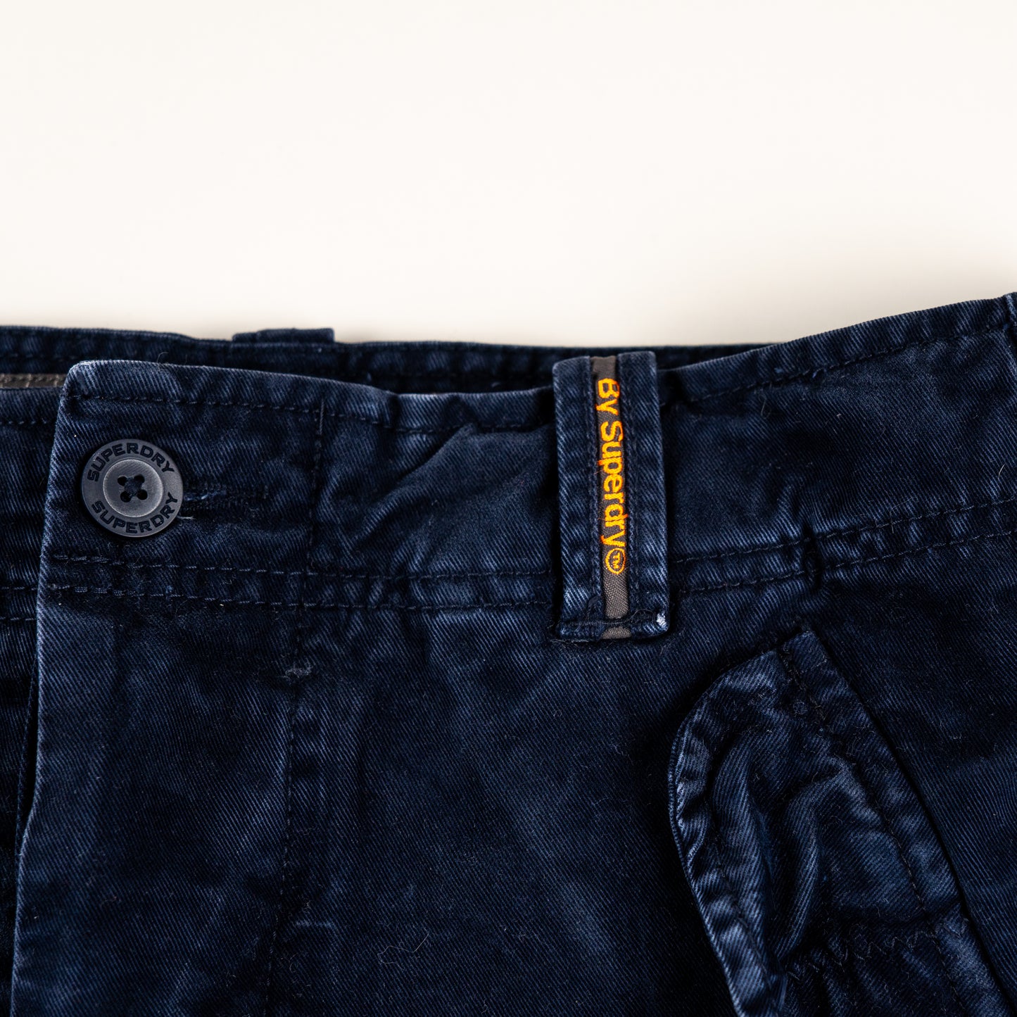 Superdry Cargoshorts // M