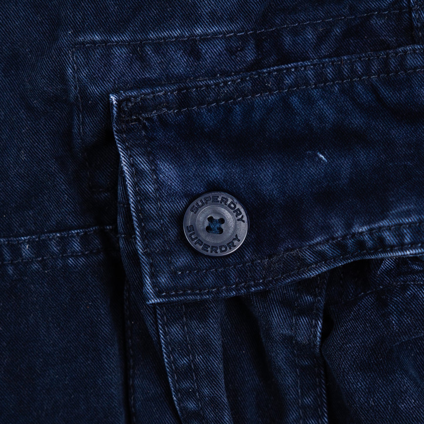 Superdry Cargoshorts // M
