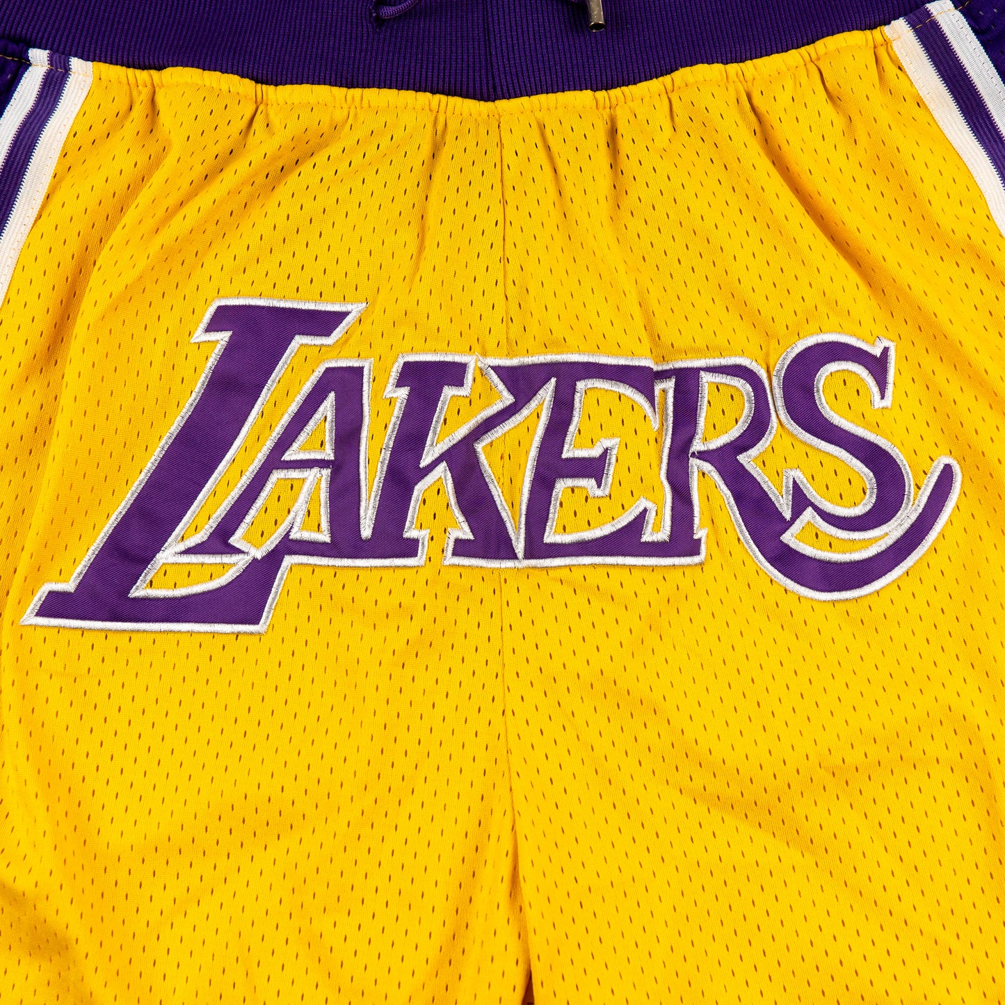 1996 Lakers Basketballshorts // XL