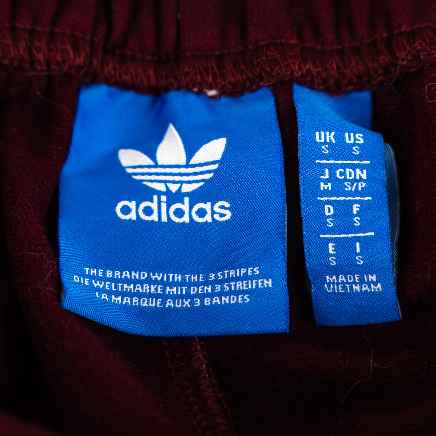Adidas Trackpants // S