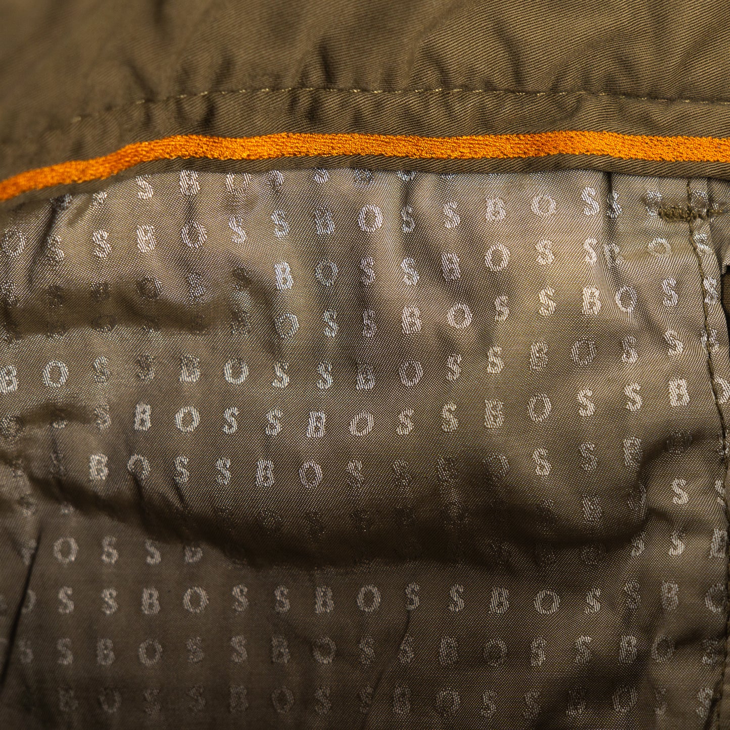 Hugo Boss Shorts // 32